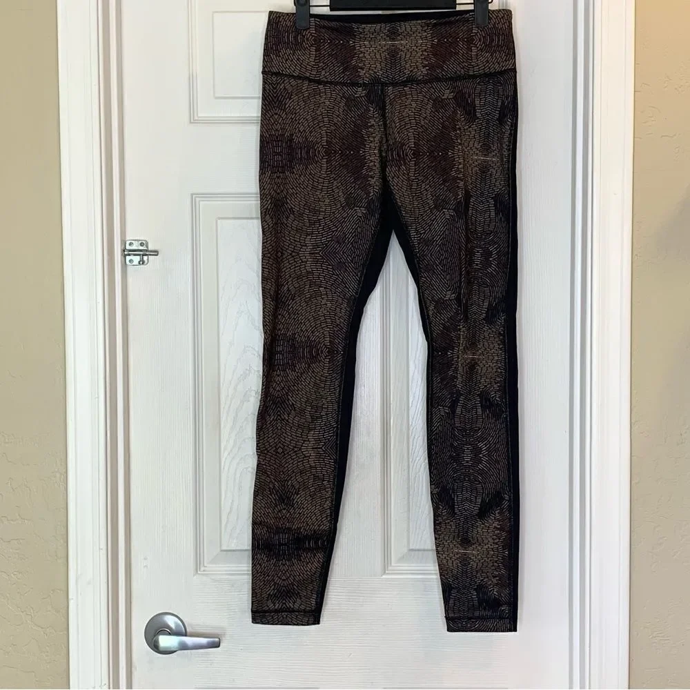 Lululemon Wunder Under 3D Golden Goddess Luon Size 8